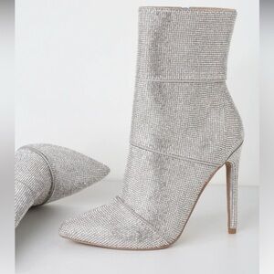 Steve Madden Winona 9.5 Silver Studded Rhinestone High Heel Ankle Boots